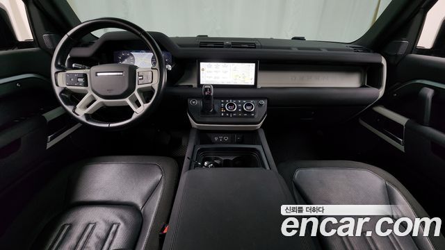 Land Rover Defender 110 D240 SE
