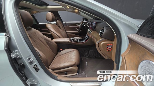 Mercedes-Benz E-Class E300e Exclusive