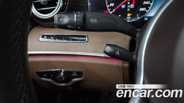 Mercedes-Benz E-Class E300e Exclusive
