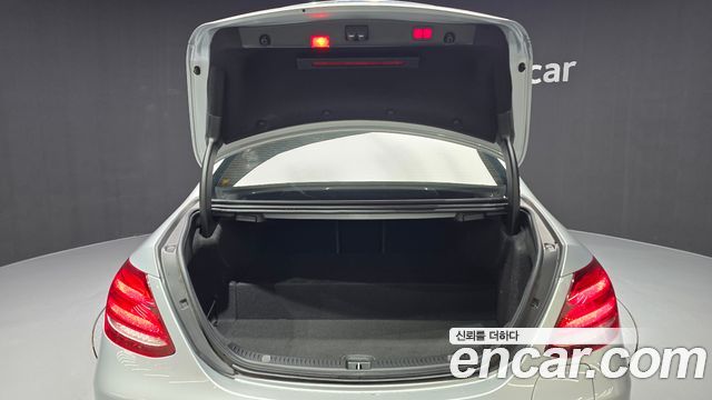 Mercedes-Benz E-Class E300e Exclusive