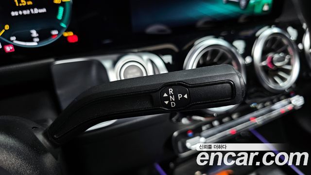Mercedes-Benz GLB-Class AMG GLB35 4MATIC