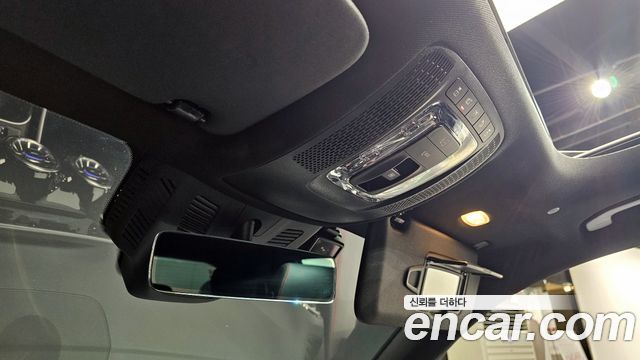 Mercedes-Benz GLB-Class AMG GLB35 4MATIC