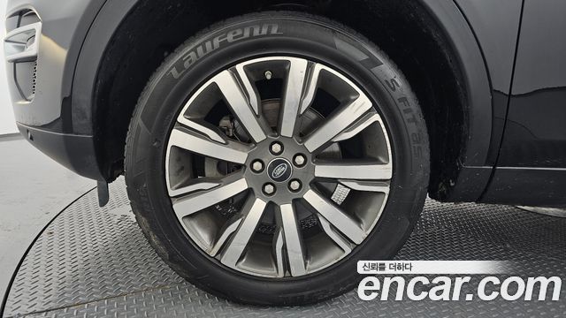 Land Rover Discovery Sport 2.0 TD4 HSE Luxury