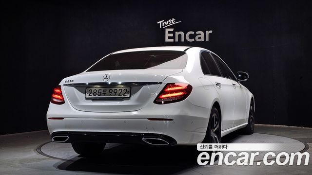 Mercedes-Benz E-Class E250 Avantgarde