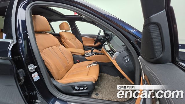 BMW 5-Series 520i M Sport