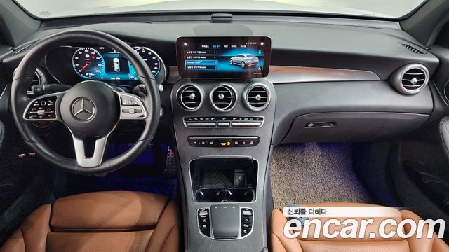 Mercedes-Benz GLC-Class GLC300e 4MATIC Coupe