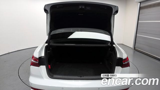 Audi A6 45 TFSI Premium