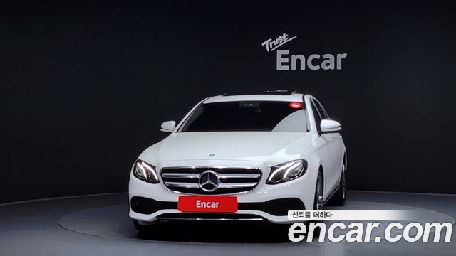 Mercedes-Benz E-Class E300 Avantgarde