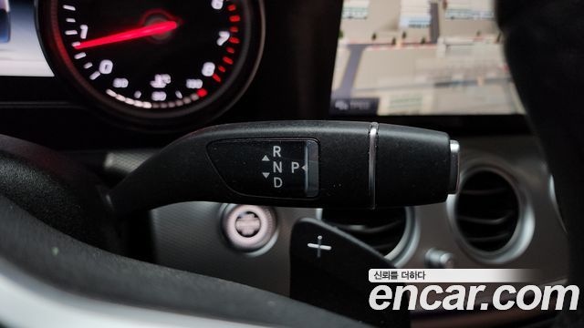 Mercedes-Benz E-Class E300 Avantgarde