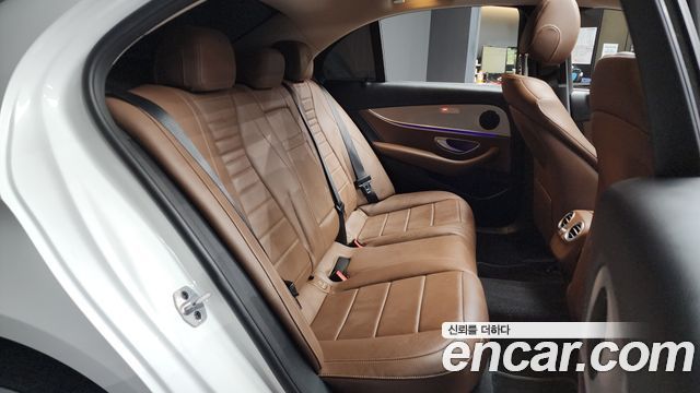 Mercedes-Benz E-Class E300 Avantgarde
