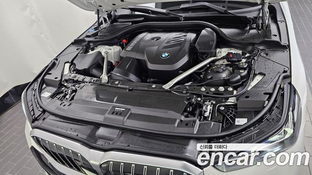 BMW 5-Series 520i M Sport