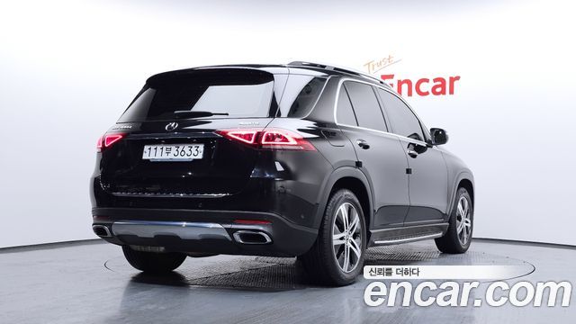 Mercedes-Benz GLE-Class GLE300d 4MATIC