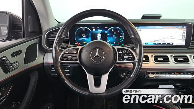 Mercedes-Benz GLE-Class GLE300d 4MATIC
