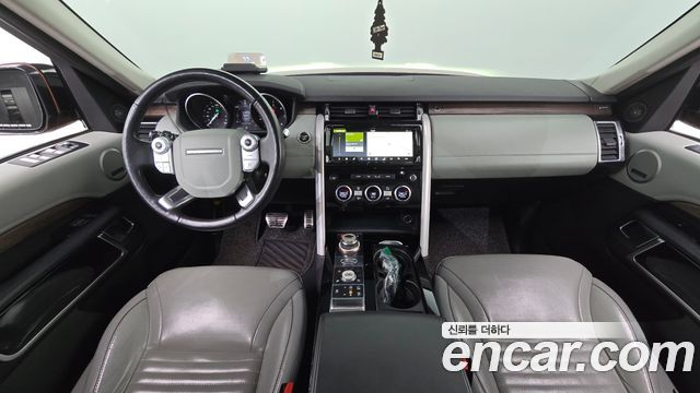 Land Rover Discovery 3.0 TD6 HSE Luxury