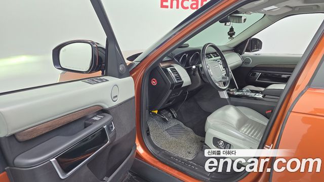 Land Rover Discovery 3.0 TD6 HSE Luxury