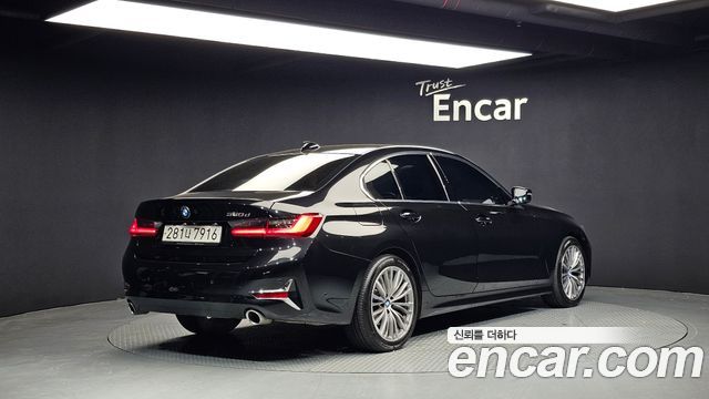 BMW 3-Series 320d Luxury