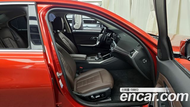 BMW 3-Series 320d Luxury