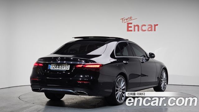 Mercedes-Benz E-Class E350 4MATIC AMG Line