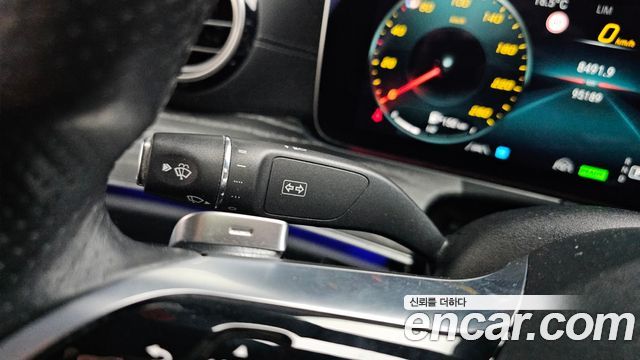 Mercedes-Benz E-Class E350 4MATIC AMG Line