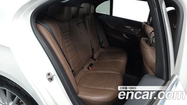 Mercedes-Benz E-Class E220d 4MATIC Exclusive