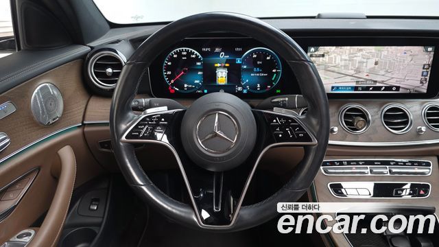 Mercedes-Benz E-Class E220d 4MATIC Exclusive