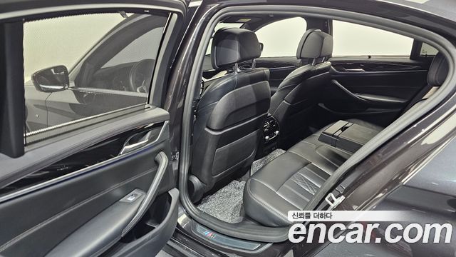 BMW 5-Series 520d M Sport Package Plus