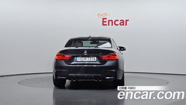 BMW M4 M4 Coupe PERFORMANCE SILENCE EDITION