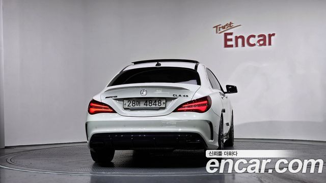 Mercedes-Benz CLA-Class CLA45 AMG 4MATIC