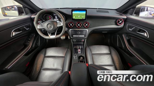 Mercedes-Benz CLA-Class CLA45 AMG 4MATIC