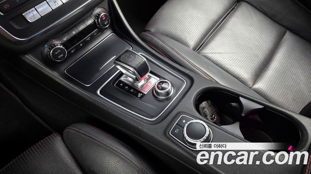 Mercedes-Benz CLA-Class CLA45 AMG 4MATIC