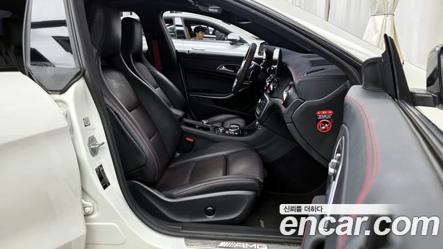 Mercedes-Benz CLA-Class CLA45 AMG 4MATIC