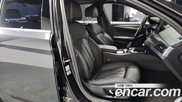 BMW 5-Series 520i M Sport