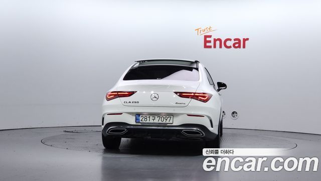Mercedes-Benz CLA-Class CLA250 4MATIC