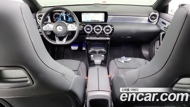 Mercedes-Benz CLA-Class CLA250 4MATIC