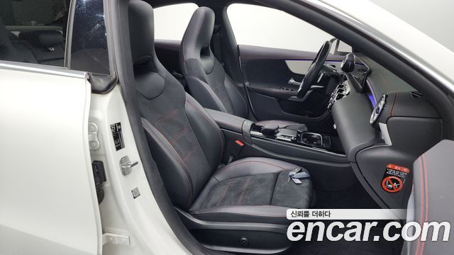 Mercedes-Benz CLA-Class CLA250 4MATIC
