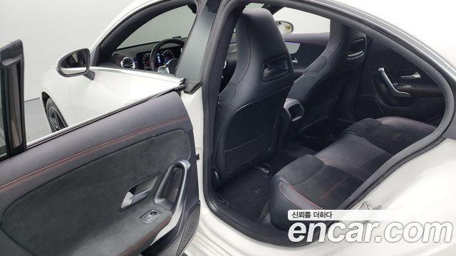 Mercedes-Benz CLA-Class CLA250 4MATIC