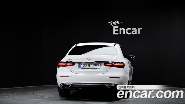 Mercedes-Benz E-Class E250 Avantgarde