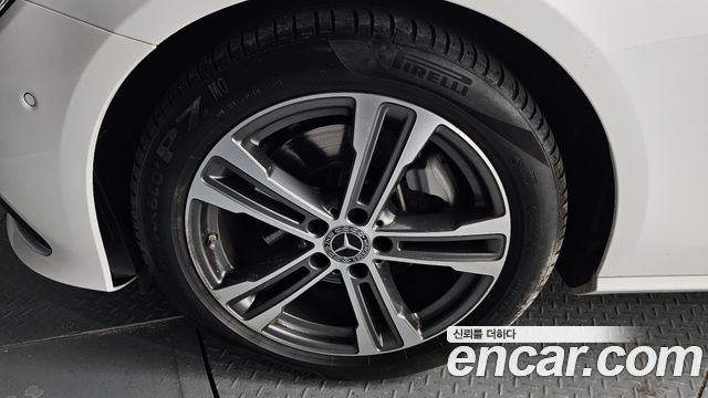 Mercedes-Benz E-Class E250 Avantgarde
