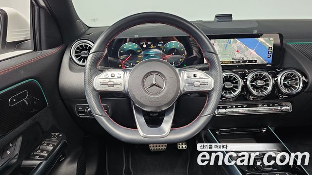 Mercedes-Benz GLA-Class GLA250 4MATIC