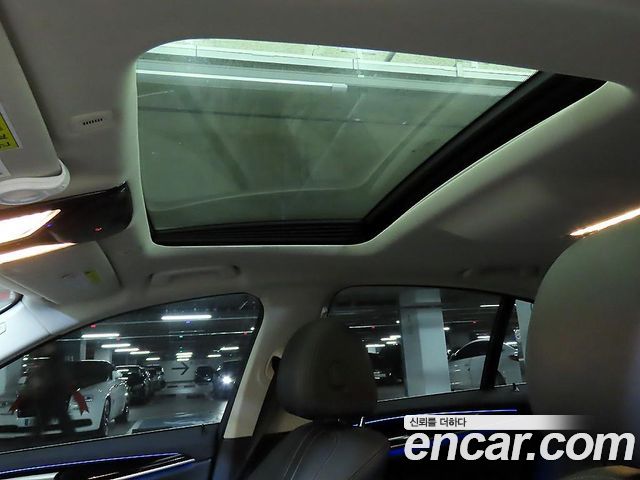 BMW 5-Series 520i Luxury