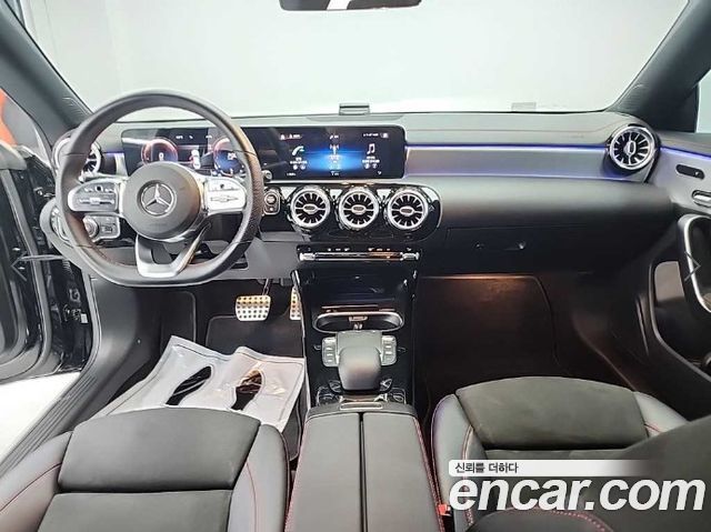 Mercedes-Benz CLA-Class CLA250 4MATIC