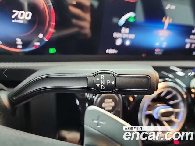 Mercedes-Benz CLA-Class CLA250 4MATIC