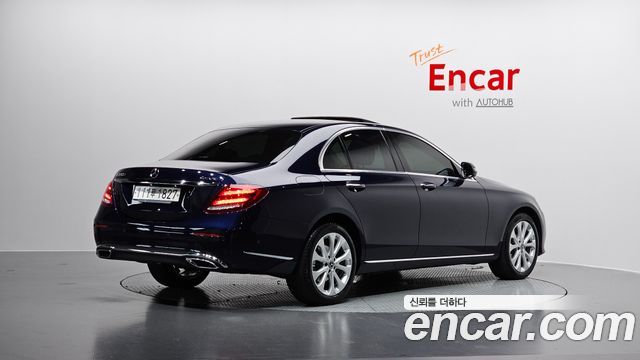 Mercedes-Benz E-Class E220d 4MATIC Exclusive