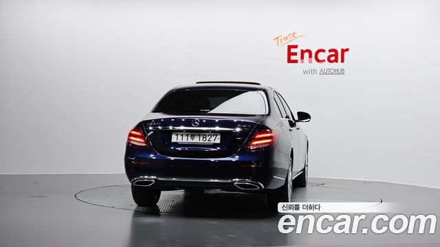 Mercedes-Benz E-Class E220d 4MATIC Exclusive