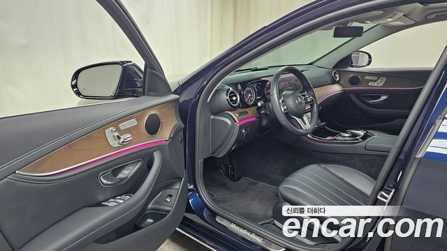 Mercedes-Benz E-Class E220d 4MATIC Exclusive