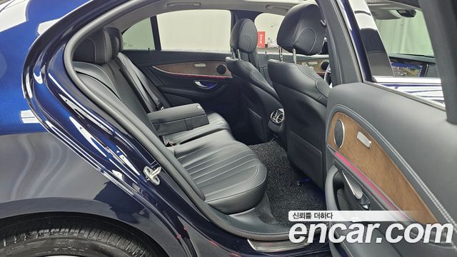 Mercedes-Benz E-Class E220d 4MATIC Exclusive