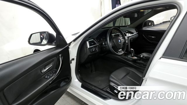 BMW 3-Series 320d