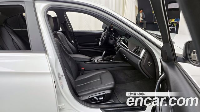 BMW 3-Series 320d