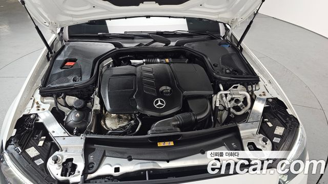 Mercedes-Benz E-Class E220d 4MATIC Exclusive