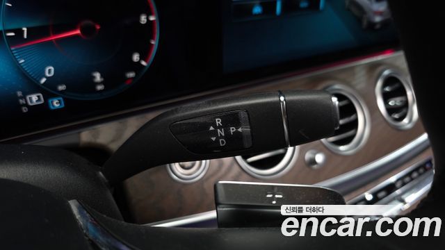 Mercedes-Benz E-Class E220d 4MATIC Exclusive